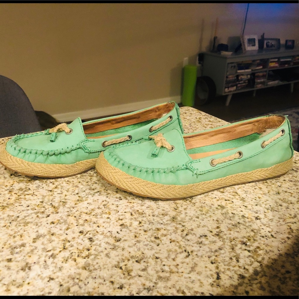 Ugg Green espradrille flats